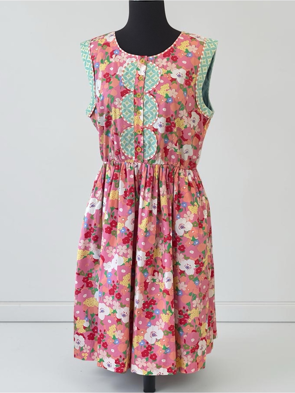 Matilda Jane Leah It’s a Wonderful Parade Dress Sz L Pink Floral Sleeveless